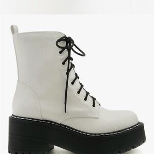 Amazon Women's White Lace-Up Platform Boots